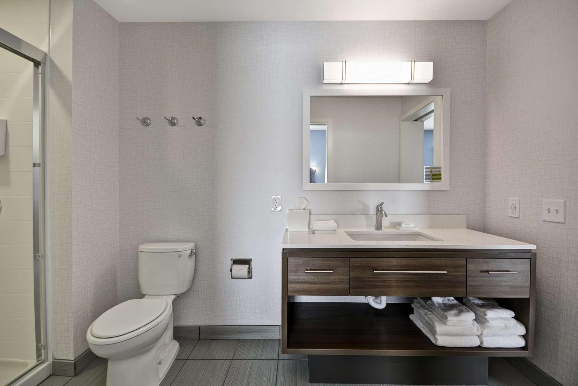 Hotel Home2 By Hilton Cincinnati 3*
