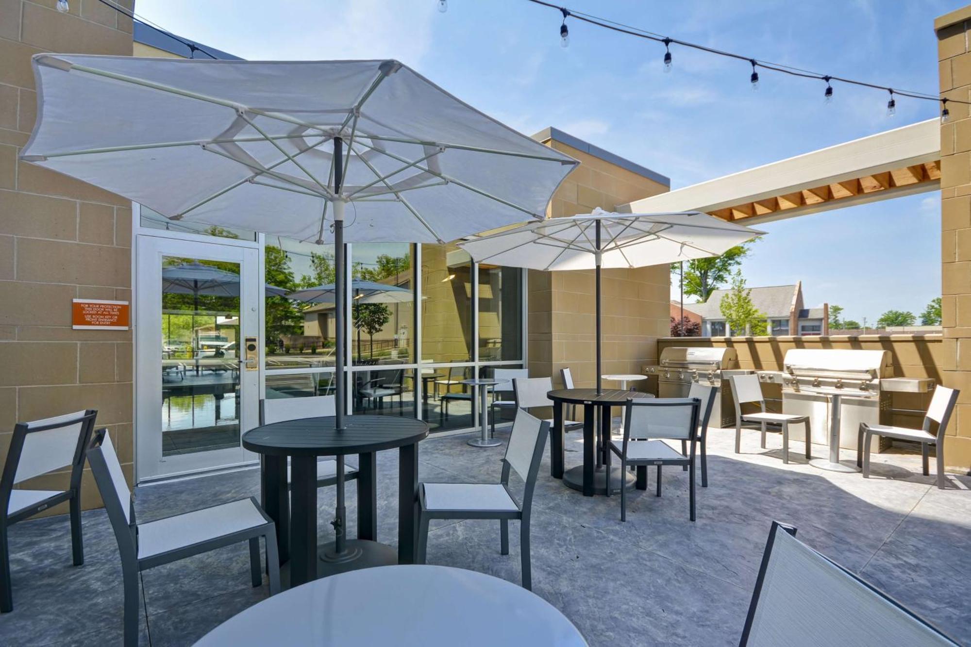 Home2 By Hilton Cincinnati 3*
